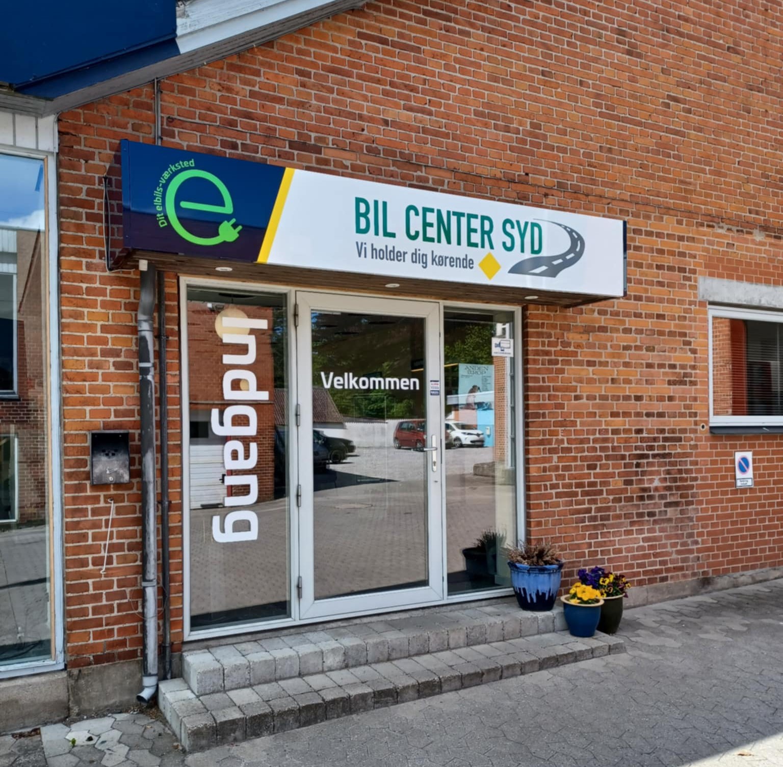 Bil_center_syd_stensved_job_hos_os